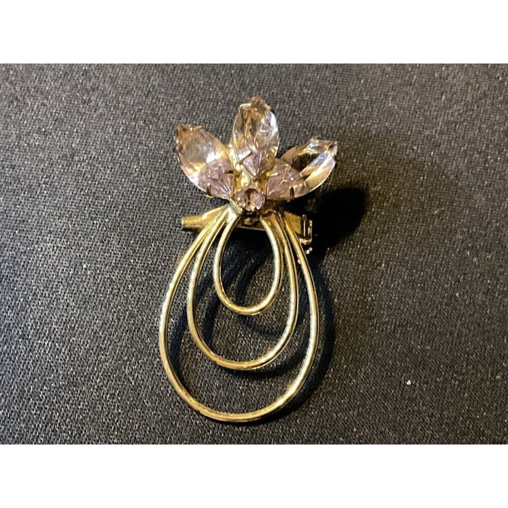 Vintage Marquis Shape Light Lavender Rhinestones Brooch